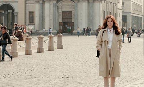 배우 이태란이 가을에 걸맞는 감성멜로 영화 ‘두 번째 스물’로 오랜만에 스크린 나들이에 나선다.ⓒ 리틀빅픽처스