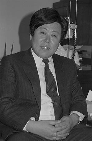 ⓒ연합뉴스 정재훈 당시 경주사적관리사무소장(위).