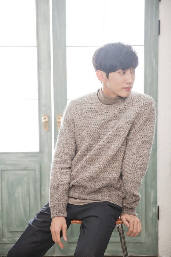 진영은 최근 종영한 '구르미 그린 달빛'에서 김윤성 역을 맡아 열연했다. © News1star / WM엔터테인먼트 제공