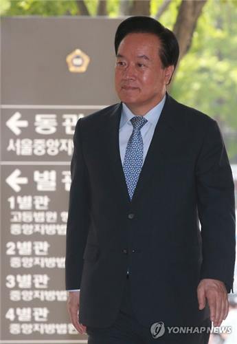 포스코 비리 연루 의혹을 받는 이병석 전 의원. [연합뉴스 자료사진]
