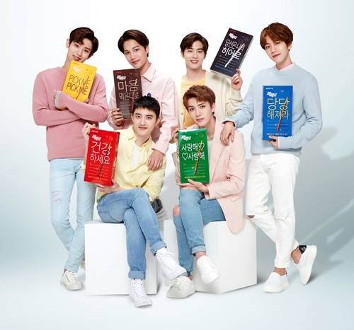 11월 11일은 소중한 사람들과 초콜릿 막대과자를 주고 받는 문화를 만들어낸 일명 `빼빼로데이`다. 롯데제과는 `건강하세요`, `사랑해` 등 다양한 메시지를 담은 선물용 기획상품을 출시하기도 했다. [사진 롯데제과]