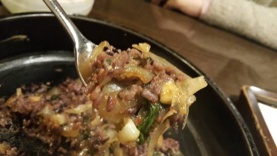물론 볶음밥도 맛있었다. /변재현 기자