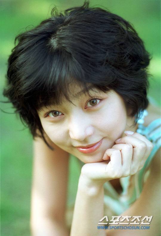 2001년 장진영.