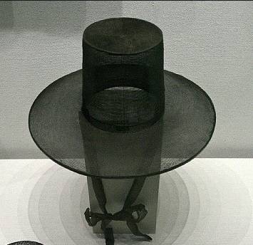 조선시대 양반들이 쓰던 갓(사진=두산백과)