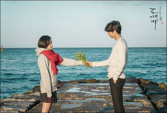 배우 김고은은 tvN 금토극 '도깨비'에서 지은탁으로 분해 공유와 호흡을 맞추고 있다.ⓒtvN