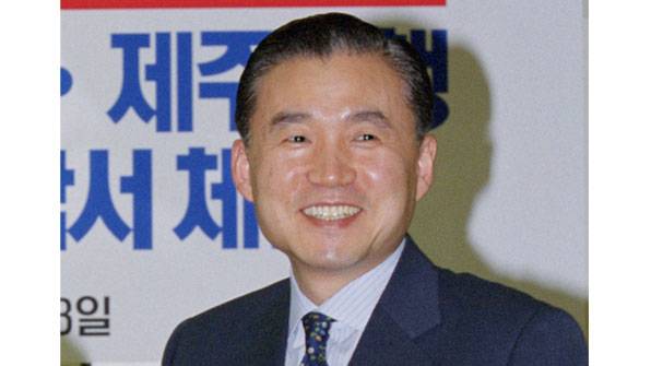 16년 만에 귀국한 김석기 전 중앙종금 사장