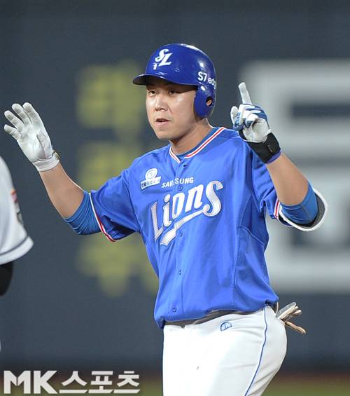 최재원은 FA 보상선수로 삼성 유니폼을 입은 지 1년 만에 LG로 이적했다. 삼성에서 뛴 건 28경기뿐이지만 그의 임팩트는 강렬했다. 사진=MK스포츠 DB