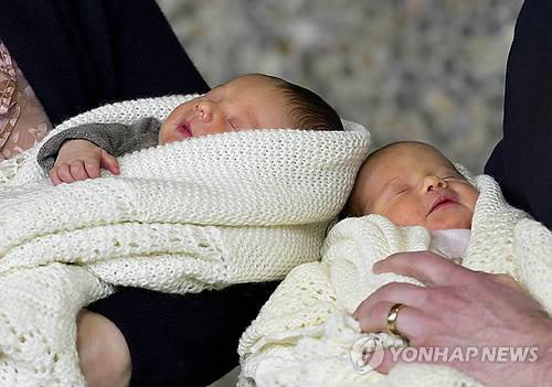 쌍둥이 아기 [EPA=연합뉴스 자료사진]
