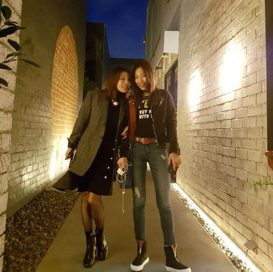 사진=황신혜 인스타그램