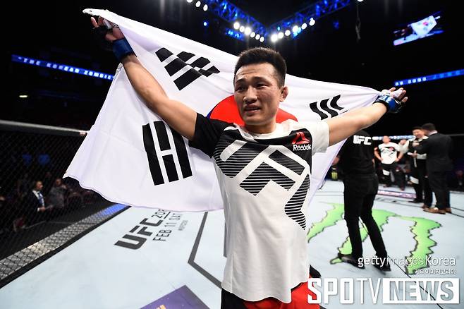 ▲ 정찬성은 지난 5일 데니스 버뮤데즈를 꺾어 UFC 페더급 9위로 랭킹에 들어왔다.