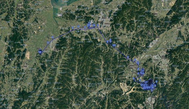 추적기를 부착한 수리부엉이가 지난 해 10월 22일 충남 예산을 떠나 80㎞가 넘는 여정을 거쳐 11월 28일 새로운 빈 공간을 찾아낸 것을 지도에 담았다.