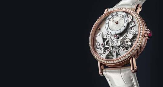 브레게가 최근 선공개한 2017 바젤월드 여성 컬렉션. 남성 중심의 영역인 기계적 시계를 여성미를 담은 모델로 구현했다. /사진=브레게 제공