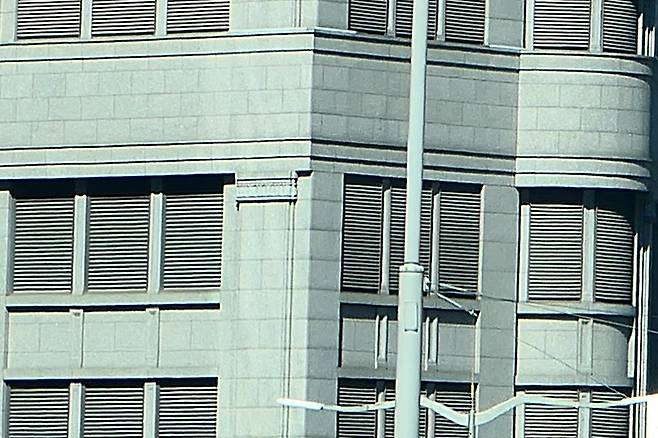 파나소닉 루믹스 LX10으로 촬영한 이미지를 100% 잘라낸 결과물. 세밀함이 돋보인다.