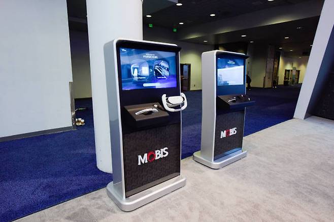 현대모비스가 2017 CES에서 선보인 지문인식 손잡이 (제공=현대모비스)