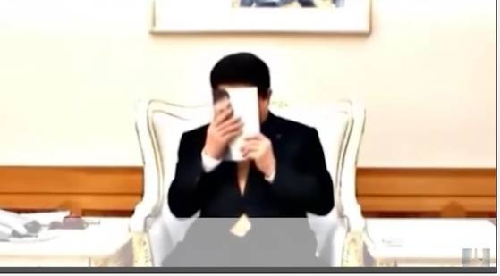 안 지사에 대한 고마움을 표하다 울음이 터진 고 노무현 전 대통령 [영상 캡처]