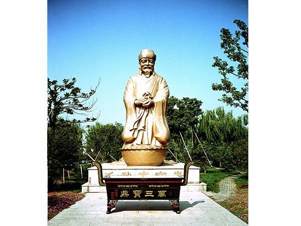 ▲ 중국 장수(江苏)성 쿤산(昆山)시에 위치한 심만삼 동상 / 사진출처 = wikipedia