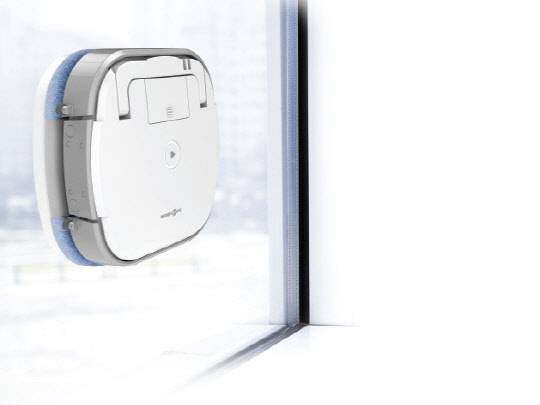 윈도우메이트는 영구적인 네오듐 자석부착식이라서 전원 공급이 필요하지 않고 작동하지 않을 때도 안전하게 유리창에 붙여놓을 수 있다. 자력으로 안전하게 부착할 수 있는 유리창의 두께는 최대 3cm(28mm)에 가깝다. 청소를 위한 이동 동력은 내장 배터리로 한다. 한 번 충전으로 90분간 청소할 수 있다.  알에프 제공