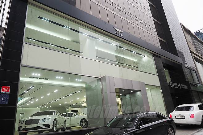 벤틀리서울 청담전시장