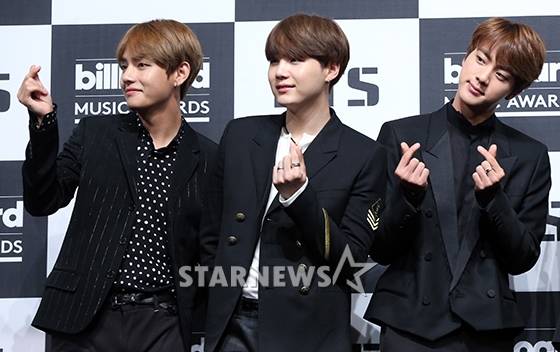 [★포토]뷔-슈가-진, '많은 사랑 감사드려요'