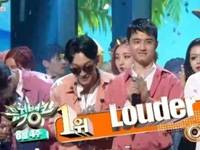 엑소는 본래의 곡명 '로또(lotto)'를 '라우더'로 바꾸고 방송 활동을 했다. /방송 캡처