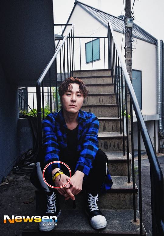 변성현 감독이 3년동안 착용중인 세월호 추모팔찌