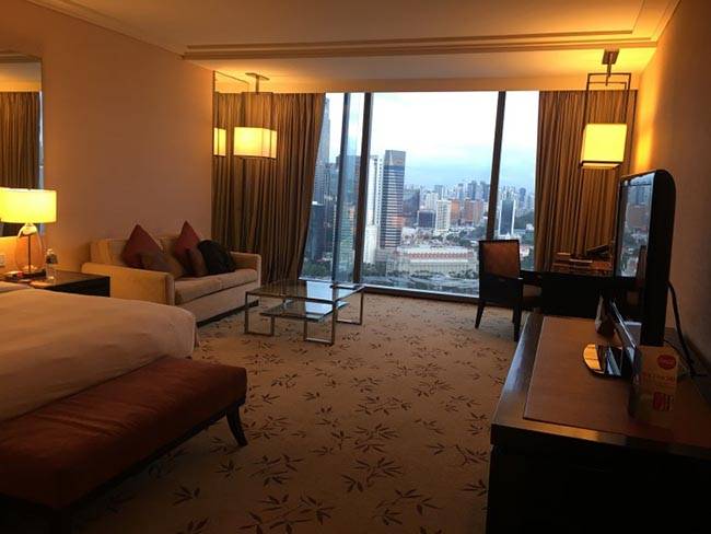 이 정도 사이즈가 기본 룸이었다. 지내기엔 참 충분했던 곳.