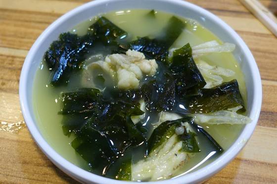⑭돌돔 서덜 미역국