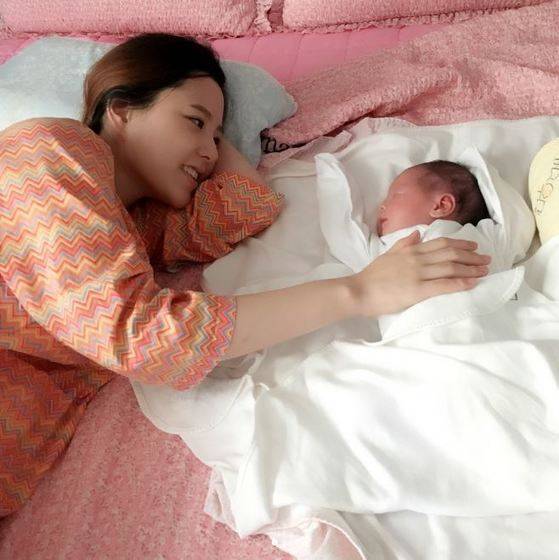 신소연과 딸 하이 [사진 강민호 인스타그램]