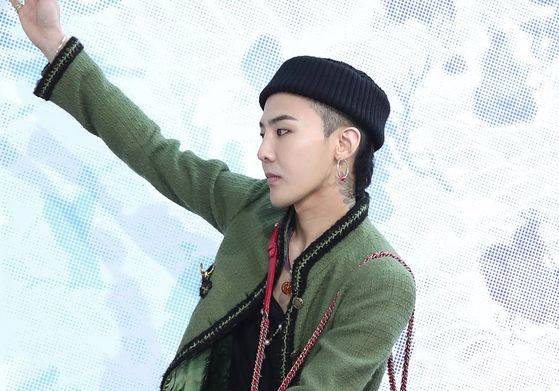 모자 등의 액세서리는 울프컷의 신비로움을 보다 잘 살려준다. [사진 중앙포토]