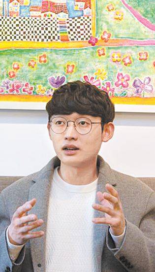 사기 논란에 휩싸인 박철상씨가 자신의 자산이 부풀려졌다는 사실을 시인했다. 하지만 기부는 약정대로 모두 실천했다고 밝혔다. 한국일보 자료사진