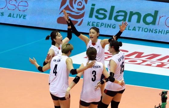 2017 아시아선수권에 출전한 여자배구 대표팀