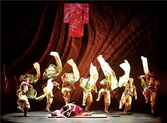 뮤지컬 '아리랑'의 한 장면.