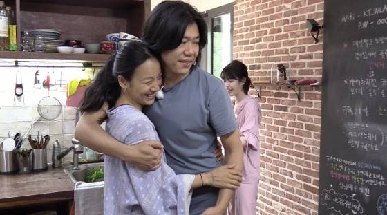 이상순 "더 이상 사생활 침해 말아주길" 재차 호소