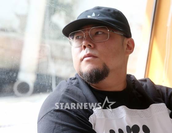 래퍼 피타입 /사진=홍봉진 기자, 장소 협찬=삼청동 그린냅