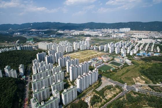 울산 북구는 65세 이상 인구가 차지하는 비율이 6.9%로 전국 시·군·구에서 가장 낮다. 그중에서도 고령인구 비율이 최저(5.1%)인 울산 북구 농소3동 전경. [사진 울산 북구청]