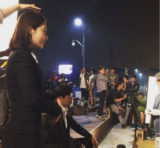 어셈블리출처:/송윤아 SNS