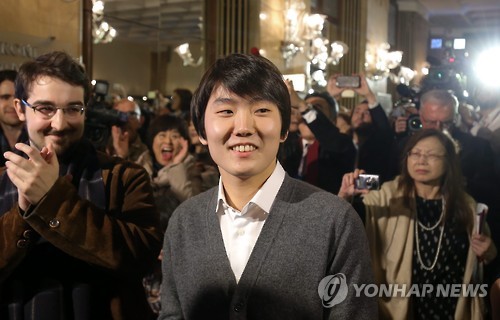 조성진, 쇼팽 피아노 콩쿠르 한국인 첫 우승 쾌거 (EPA=연합뉴스 자료사진)