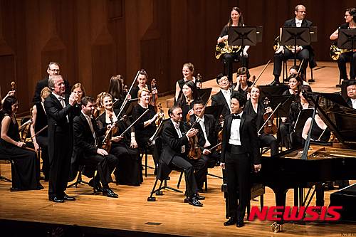【서울=뉴시스】피아노 협연자 윤디, 시드니심포니 내한공연