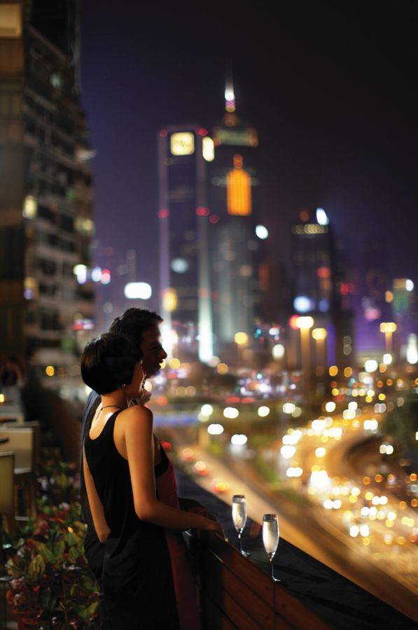 아시아 최대 와인 허브 홍콩. 와인에 주세가 붙지 않아 와인 쇼핑지로도 제격이다.