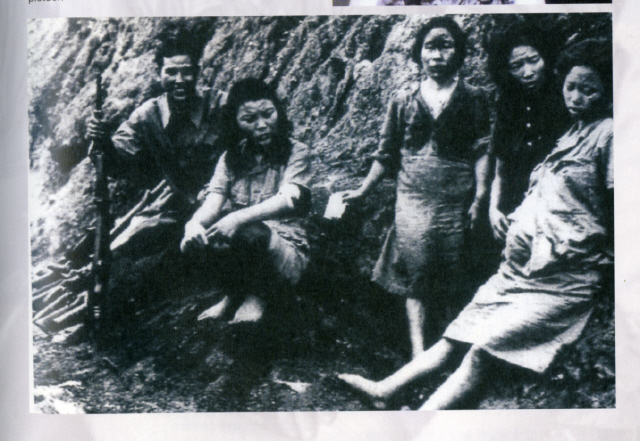 1945년 중국과 버마 국경 부근에서 연합군에게 발견된 조선인 일본군 ‘위안부’들. <한겨레> 자료사진