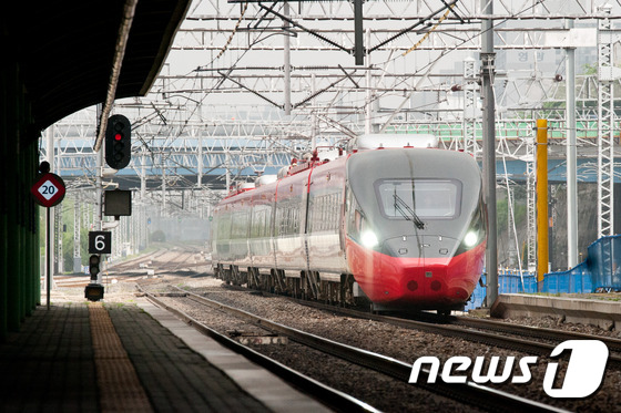 코레일 열차 전경 © News1