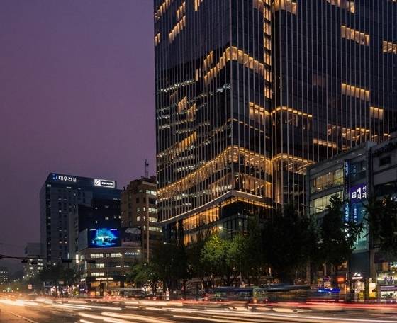 서울 종로구 새문안로에 위치한 '포시즌스호텔 서울'. 이곳에서 오는 9일부터 15일까지 총 5차례에 걸쳐 이세돌 9단과 구글 인공지능 알파고의 대국이 펼쳐진다. /사진제공=포시즌스호텔 서울