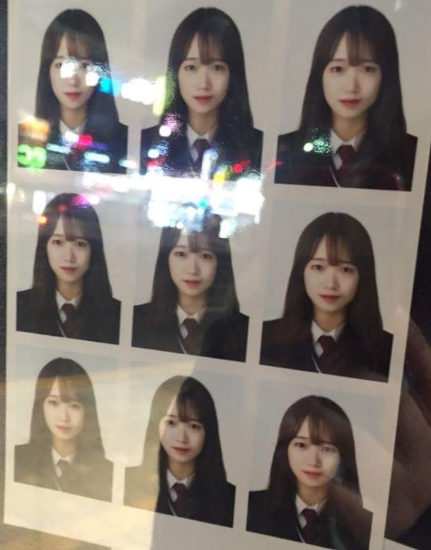 '프로듀스101'최유정의 졸업사진이 공개됐다. (사진- 온라인 커뮤니티)