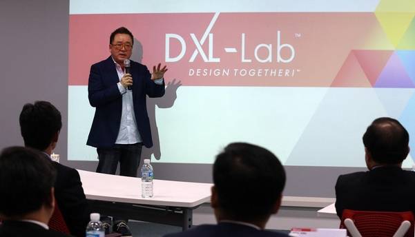 올해로 창립 30주년을 맞은 이노디자인의 김영세 회장이 28일 분당 이노디자인 판교사옥에서 에서 새로운 비전과 디자인 전망을 내놓았다. /이진한 기자