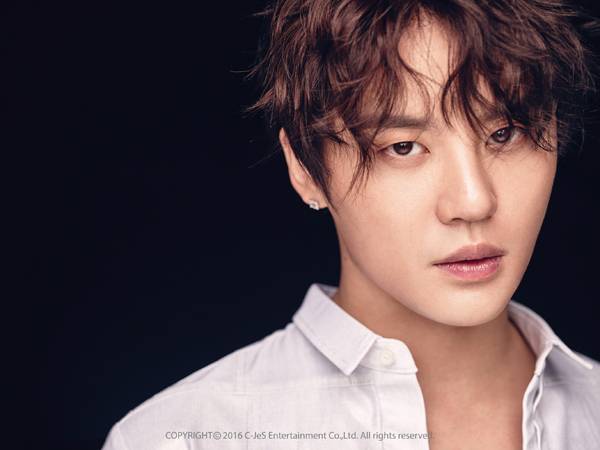김준수.