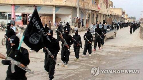 수니파 무장단체 IS가 2014년 선전 웹사이트에 올린 대원들의 사진. [AP=연합뉴스]