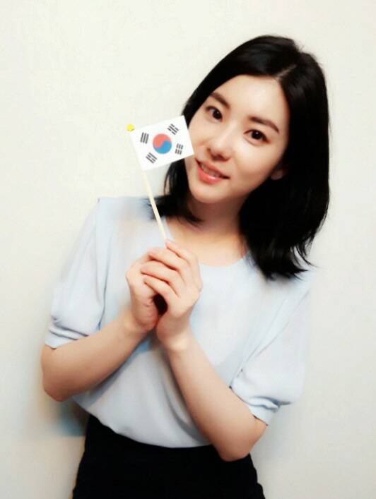 배우 한다은 광복절 셀카