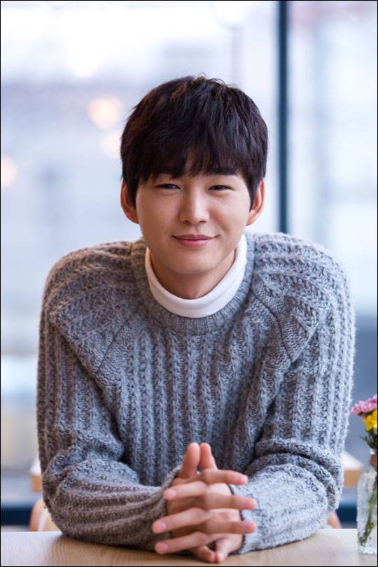 배우 이원근은 영화 '여교사'에서 김하늘, 유인영과 호흡했다.ⓒ필라멘트픽쳐스