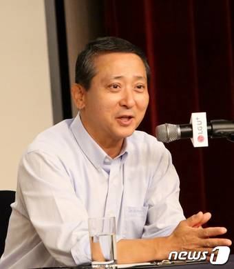 권영수 LG유플러스 부회장 © News1