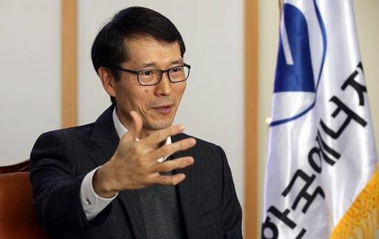 강남훈 한국에너지공단 이사장은 “한국에너지공단은 우리 기업들이 해외 ‘에너지신산업’ 시장 개척에 나설 수 있도록 토양을 마련할 것”이라고 말했다./이진한 기자